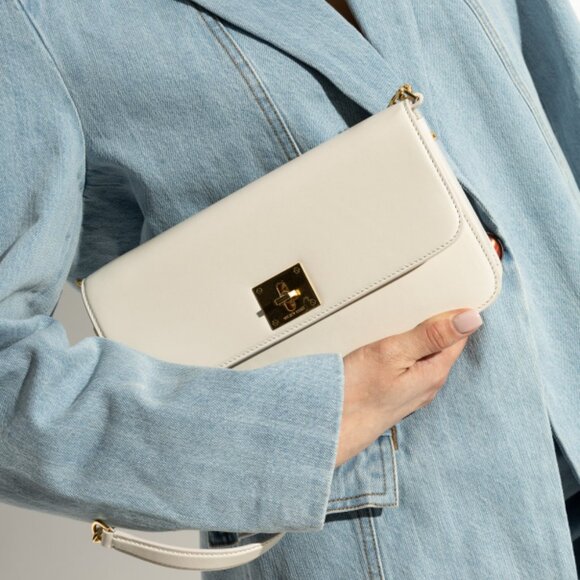 Golden Goose Gioia Bag in butter-colored boarded leather with gold details - Picture 2 of 10